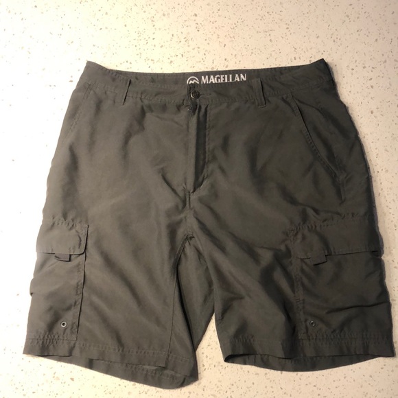 Magellan Fishing/Golf Shorts - Picture 1 of 3